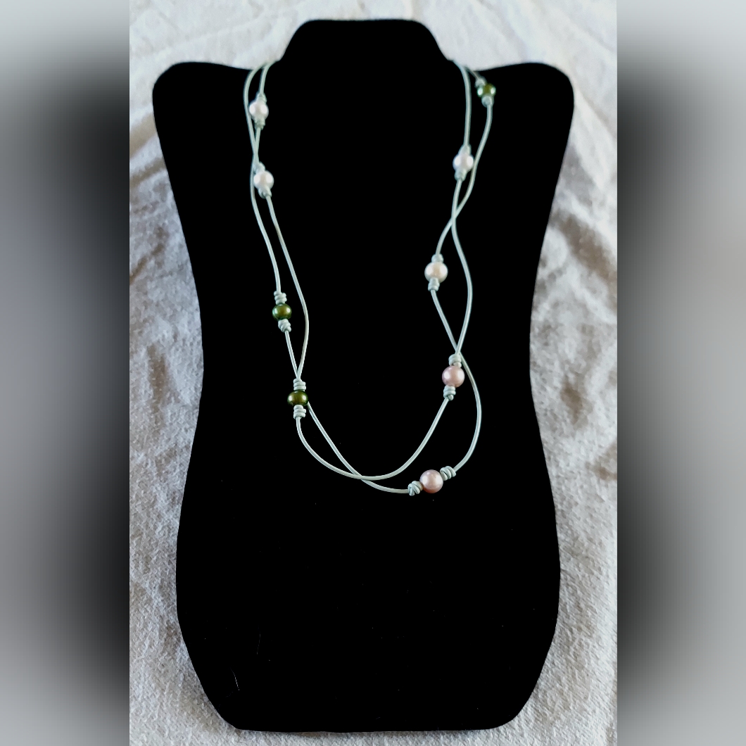 Handmade Pink White Green Pearl And Mint Green Leather Necklace 28$